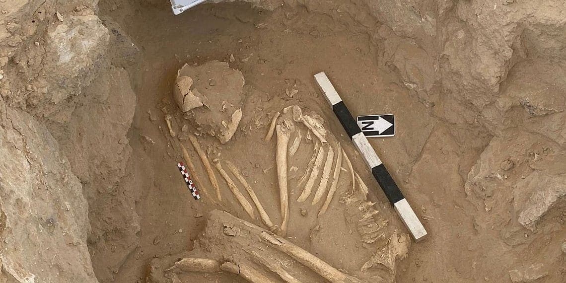 3,000-year-old graves uncovered along Oman’s coastal road reveal ancient burial rituals